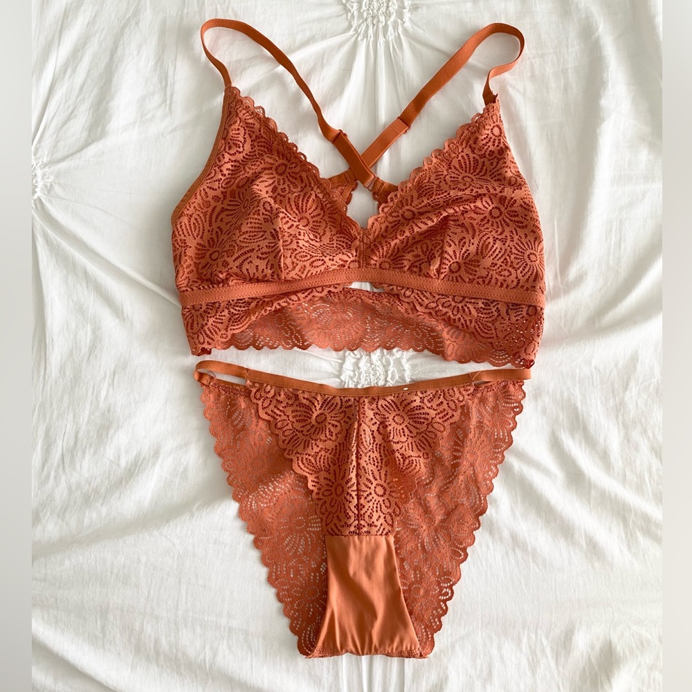 Auden Bralette and Underwear Set M